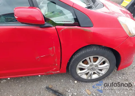 2011 Honda Fit Sport из США, поврежденный, VIN JHMGE8H52BC017834